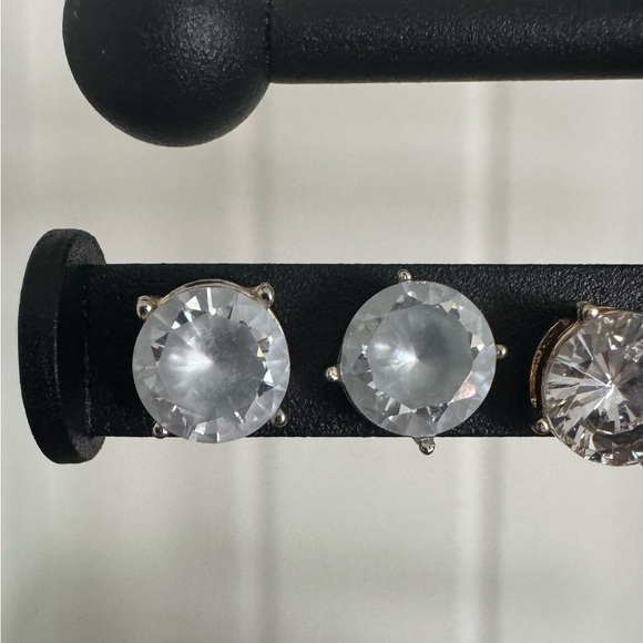 EUC Bundle of Three 1cm Stud Earrings - Picture 5 of 11